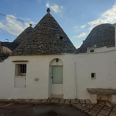 Trullo Alberobello Vacanze Desà 2 Extérieur photo